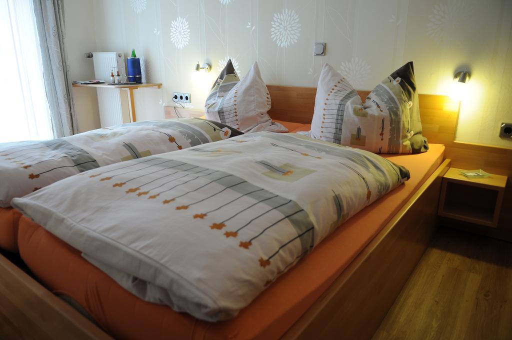 Gaestehaus Petra Uerzig Room photo
